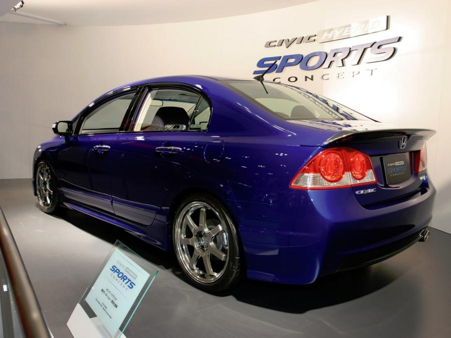  Honda Civic Hybrid Sports Concept 2005 года  (фото 2 из 3)